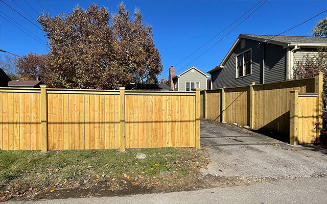 Cap Top Fence